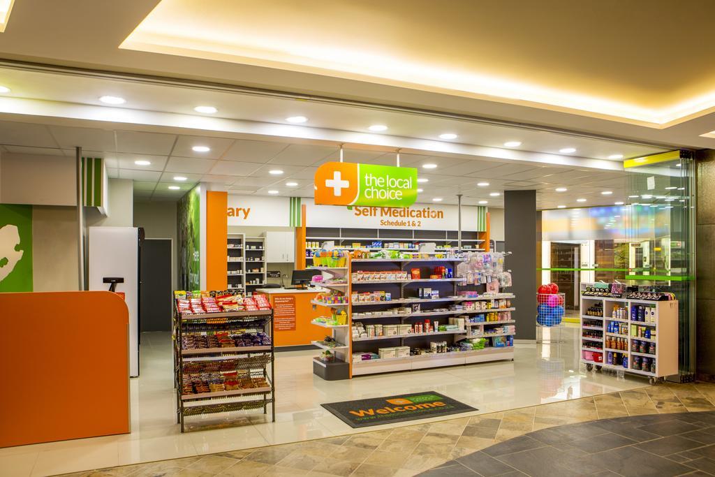 فندق ذا بالاس اوف ذا لوست سيتي أت صن سيتي ريزورت المظهر الخارجي الصورة Wellcome Pharmacy in India