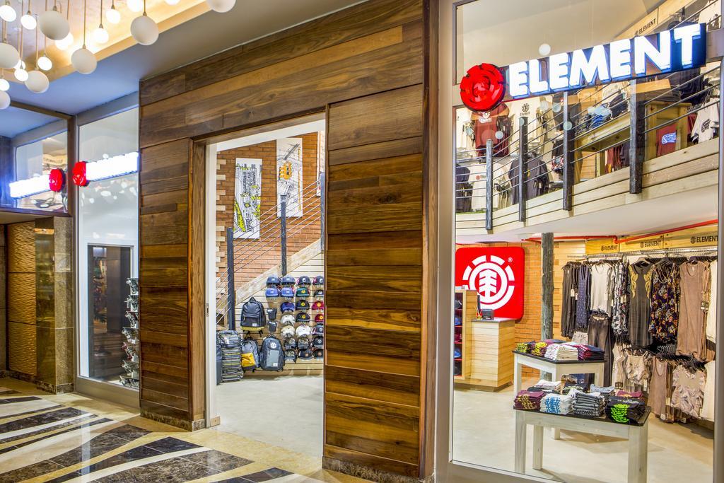 فندق ذا بالاس اوف ذا لوست سيتي أت صن سيتي ريزورت المظهر الخارجي الصورة Element store in Madrid, Spain